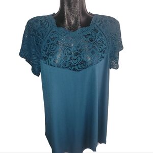 Torrid Women's Teal Lace Yoke Short Sleeve Top Size 2